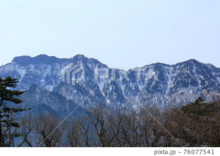 冬の石鎚山 76077541