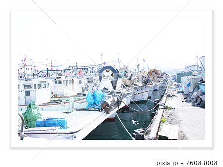 フィルム写真　ノスタルジー　漁村 76083008