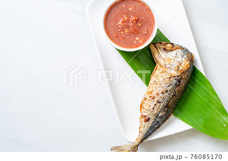Fried mackerel fish with spicy shrimp paste sauce Fried mackerel fish with spicy shrimp paste sauce 76085170