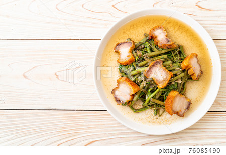 Stir-fried water mimosa with crispy pork belly Stir-fried water mimosa with crispy pork belly 76085490