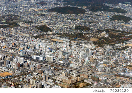 姫路駅付近を南東方向より空撮 姫路駅付近を南東方向より空撮 76086120