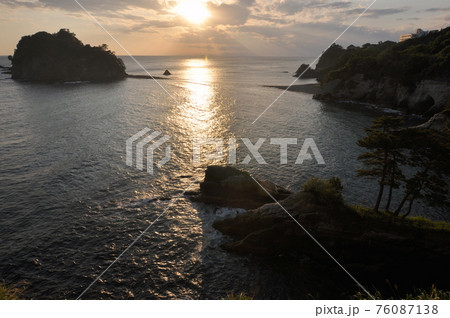 伊豆半島（西伊豆町堂ヶ島） 76087138