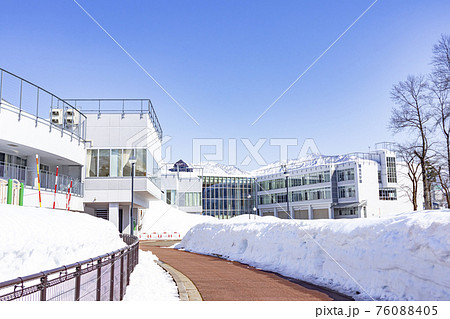 幼小中一貫校 校舎 (湯沢学園) 幼小中一貫校 校舎 (湯沢学園) 76088405