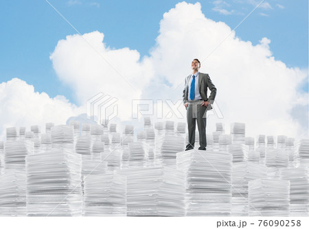 Successful confident businessman in suit. 76090258