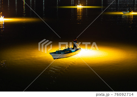 シラスウナギ漁 シラスウナギ漁 76092714