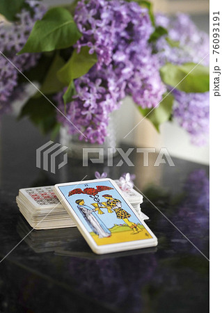 two of cup, tarot .Fortune teller concept background. 76093191