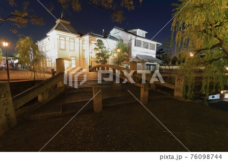 【岡山県】倉敷美観地区の夜景 76098744