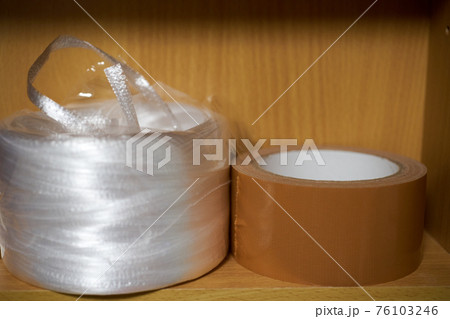 梱包用・ビニール紐とガムテープ 76103246