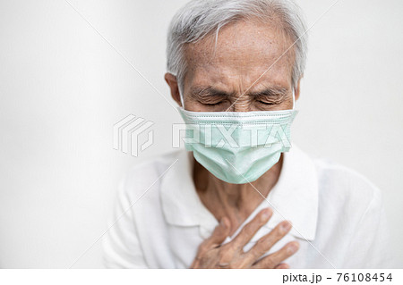 Asian old elderly have difficulty breathing,tired patient suffering from pain,chest feel tight,acute dyspnea,asthma,shortness of breath,illness,problems of respiratory,pneumonia disease,lung infection 76108454