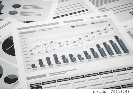 グラフ 76113243