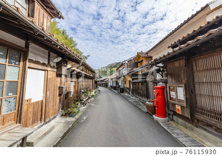 島根県大田市　世界文化遺産　石見銀山　大森町の町並み 76115930