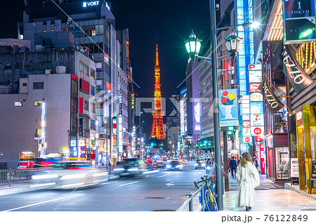 《東京都》六本木の街並み・夜の歓楽街 《東京都》六本木の街並み・夜の歓楽街 76122849