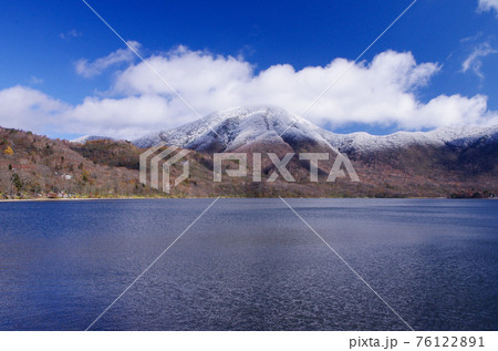 ≪群馬県≫ 赤城山(冠雪)と赤城大沼 ≪群馬県≫ 赤城山(冠雪)と赤城大沼 76122891