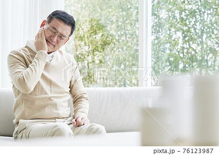 男 男性 男の子 76123987