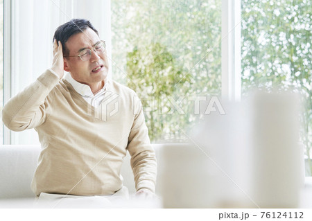 男 男性 男の子 76124112