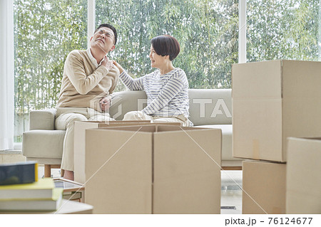 夫婦 カップル 恋人 76124677