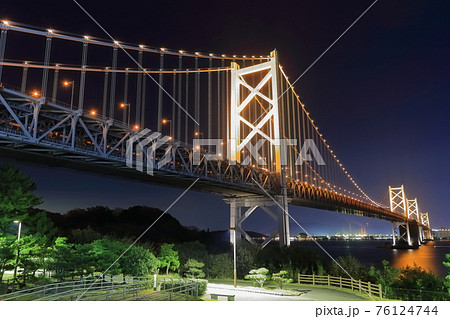 【香川県】南、北備讃瀬戸大橋の夜景(ライトアップ) 【香川県】南、北備讃瀬戸大橋の夜景(ライトアップ) 76124744
