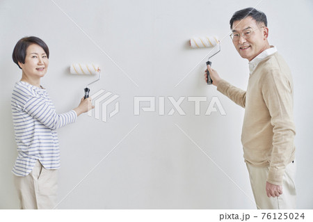 夫婦 カップル 男 76125024