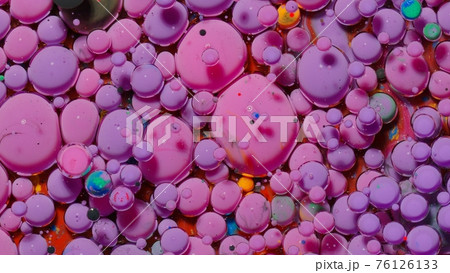 Fantastic structure of colorful oil paint and ink bubbles, chaotic motion, abstract colorful paint 76126133