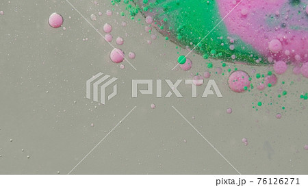 Macro structure of multicolored water paint oil bubbles movement, bright colorful acrylic painting 76126271