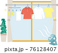 室内干し部屋干し対策をした洗濯物 76128407