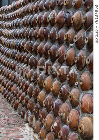 常滑　やきもの散歩道 土管坂 76134903