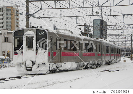 秋田地区の701系電車(秋田駅) 秋田地区の701系電車(秋田駅) 76134933