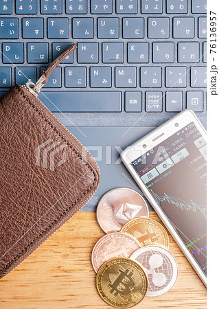 仮想通貨のイメージ 仮想通貨のイメージ 76136957