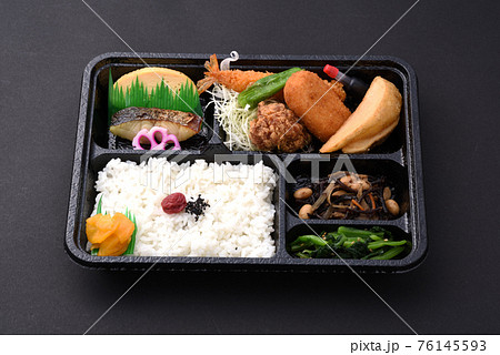 デリバリー・テイクアウト　洋風幕ノ内パック弁当　正面 76145593