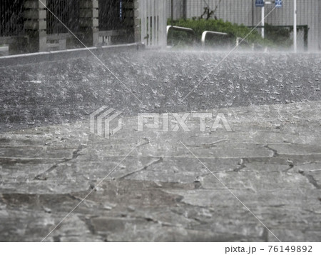 豪雨 豪雨 76149892
