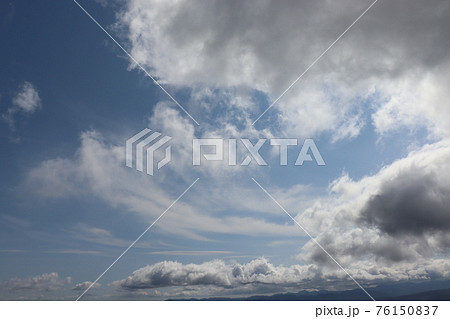 さまざまな雲の景色 さまざまな雲の景色 76150837