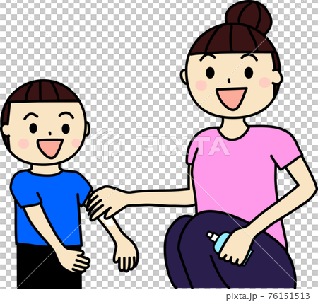 日焼け止めを子供の腕に塗ってあげる母 日焼け止めを子供の腕に塗ってあげる母 76151513