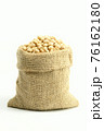 Chickpeas on gunny bag 76162180