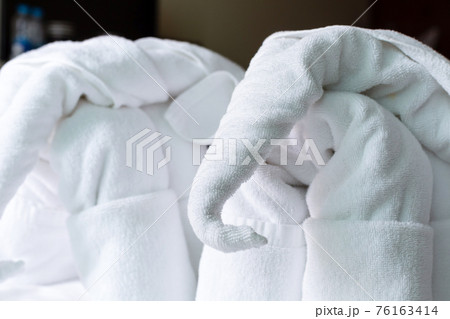 pair of figurines elephant from a towel greeting in hotels in asia pair of figurines elephant from a towel greeting in hotels in asia 76163414
