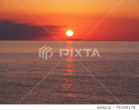 夕日が沈む時 夕日が沈む時 76168176