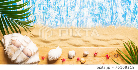 Seashell with summer background Seashell with summer background 76169318