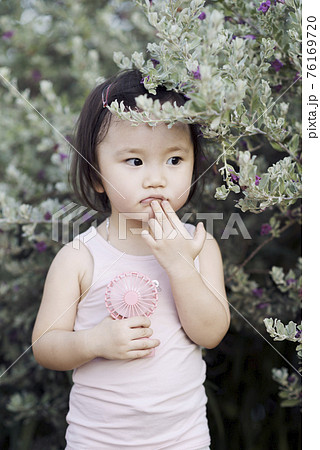 Child Lifestyle, Summer, park 76169720