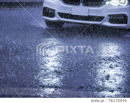 豪雨 豪雨 76170930