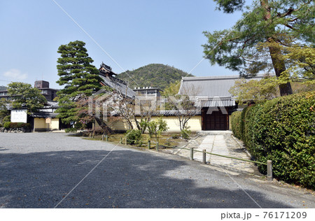 等持院 勅使門 京都市 等持院 勅使門 京都市 76171209