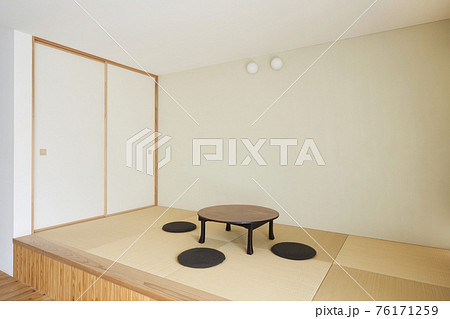 小上がり和室とちゃぶ台 76171259