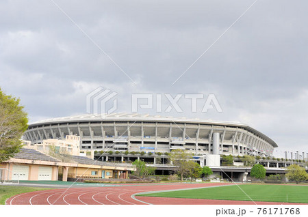 小机競技場と横浜国際総合競技場 76171768