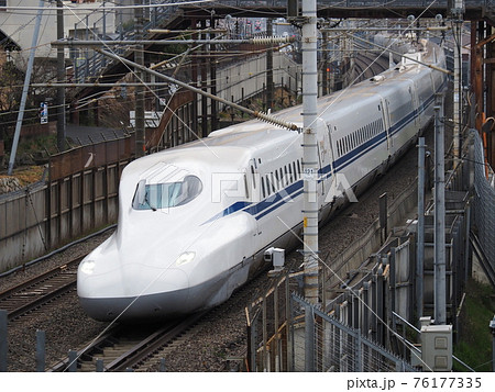 新幹線N700S J2編成 山科付近にて 新幹線N700S J2編成 山科付近にて 76177335