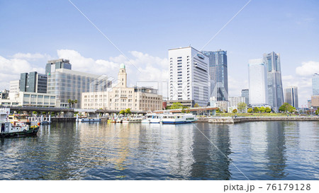 神奈川県横浜市みなとみらいの春 神奈川県横浜市みなとみらいの春 76179128
