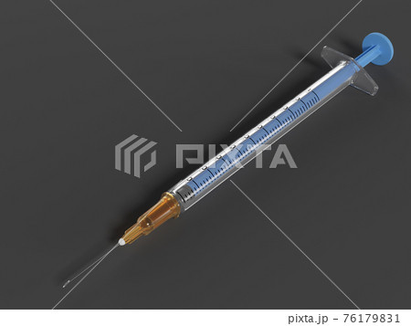 25ゲージ針の注射器　黒背景 76179831