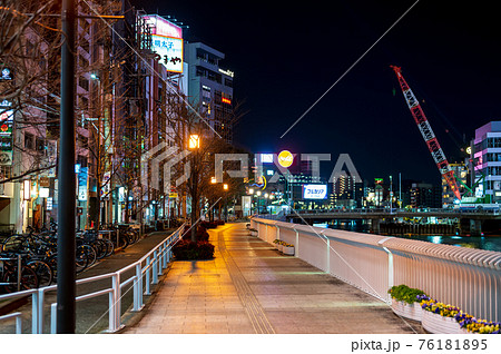 夜の歓楽街 博多中州の風景 福岡県福岡市 の写真素材
