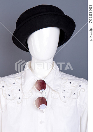Female black hat on mannequin. Female black hat on mannequin. 76185905