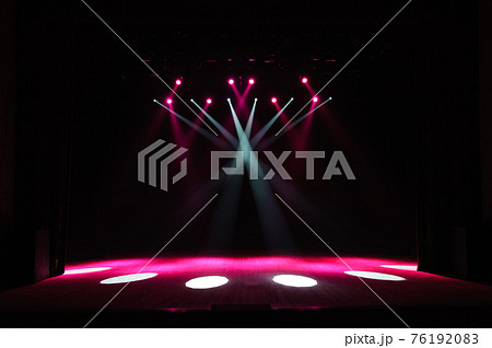 Free stage with lights, lighting devices on the consert. 76192083