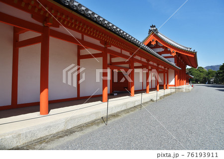 京都御所 回廊と承明門 京都市 京都御所 回廊と承明門 京都市 76193911