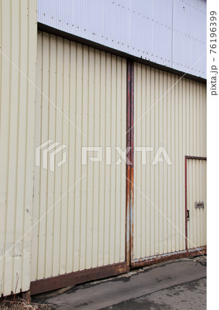 工場, 屋外, 作業場, 建物、鉄板、施設 76196399