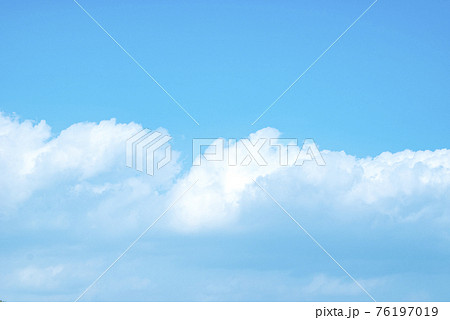 青空 背景素材 雲 イメージ 青空 背景素材 雲 イメージ 76197019